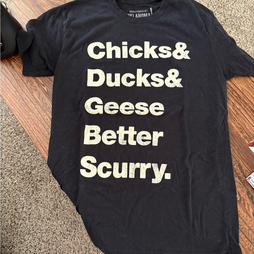 Oklahoma on Broadway Official T Shirt Unisex Size Small